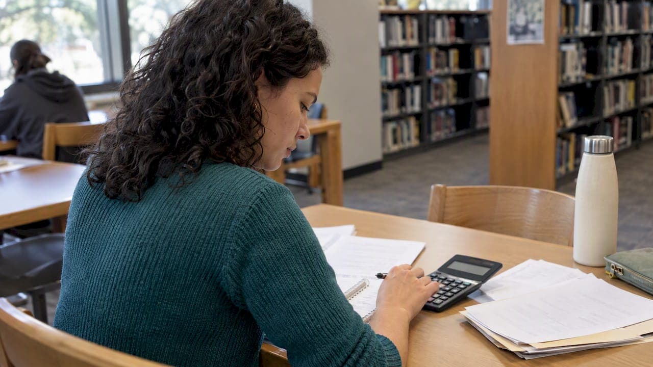2026 U.S. IRA Deduction Limits: Why $7,500 May Not Be Deductible